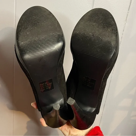 Bakers Debbie Black Suede Peep Toe High Heels Women’s 8M - Picture 11 of 11
